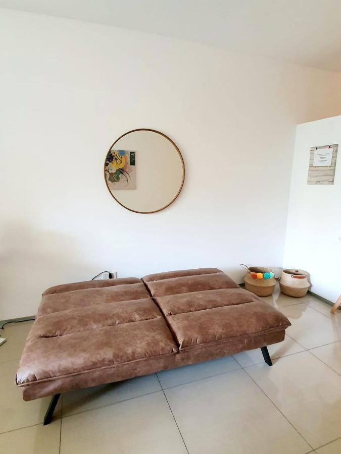Monoambiente Super Amplio Y Comodo, Ideal Para Explorar La Ciudad Buenos Aires Dış mekan fotoğraf